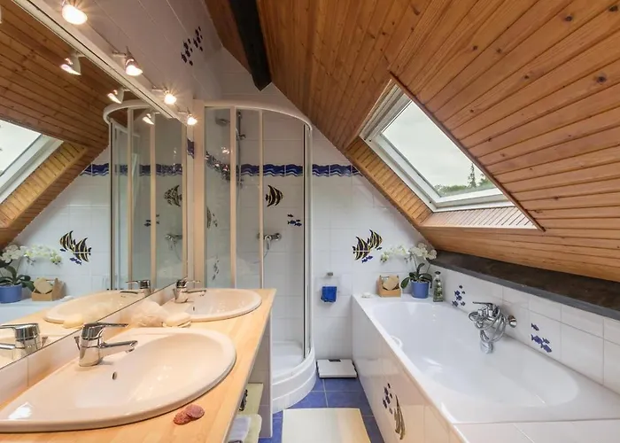 Πανσιόν La Petite Londe